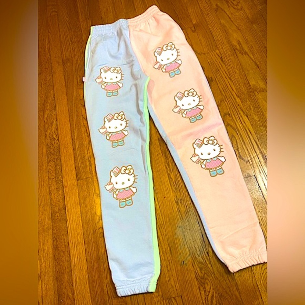 HelloKitty Sanrio twotone sweatpants pants bottoms jogger pastel carnival sweats
